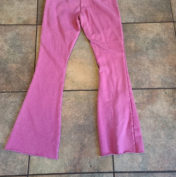 Urban Outfitters Out From Under Vera Low-Rise Flare Lounge Pants Barbie Pink - Picture 6 of 12